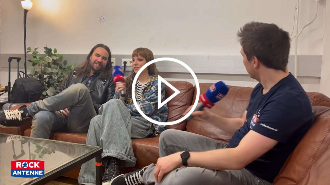 Halestorm 2025: Lzzy Hale und Joe Hottinger über die Tour, die Bandgeschichte & mehr!