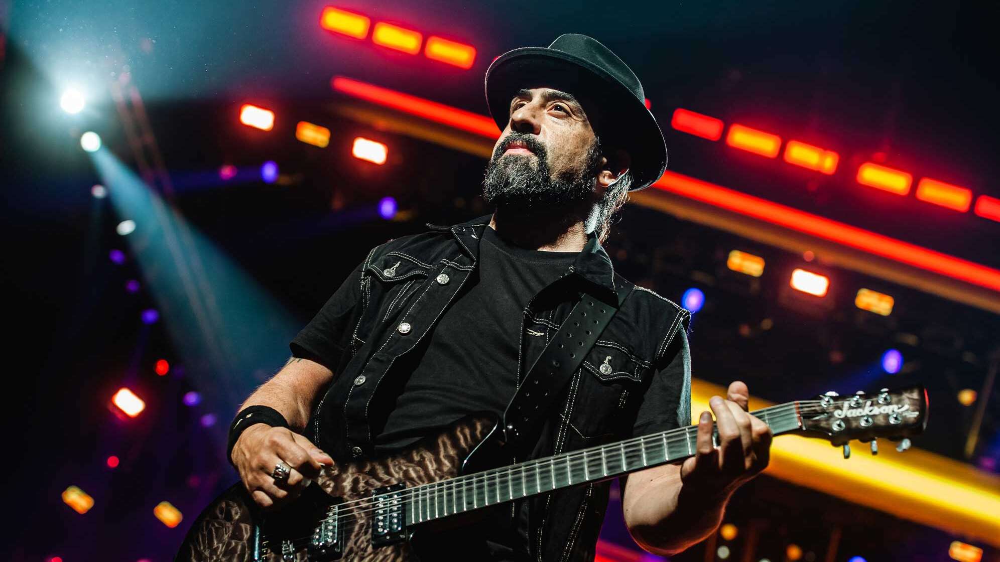 Rob Caggiano von Volbeat beim Konzert in Hamburg 2022