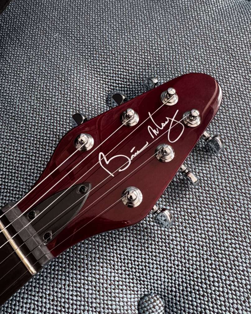 Brian May Gitarre bei App App Hurra