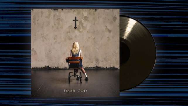 The Pretty Reckless - <em>Dear God</em>