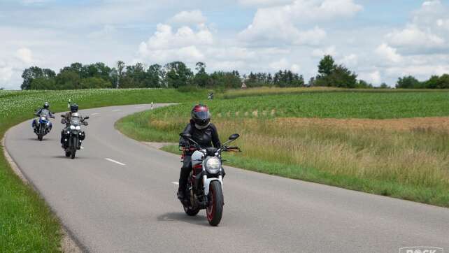 Motorrad Check Up: Tipps zum Start in die Motorradsaison